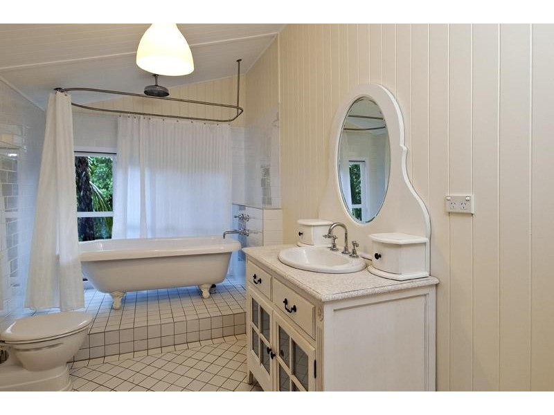 447 Mountain View Road, Maleny QLD 4552