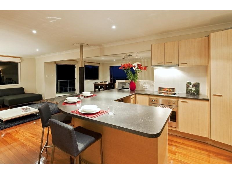 555 Mountain View Road, Maleny QLD 4552