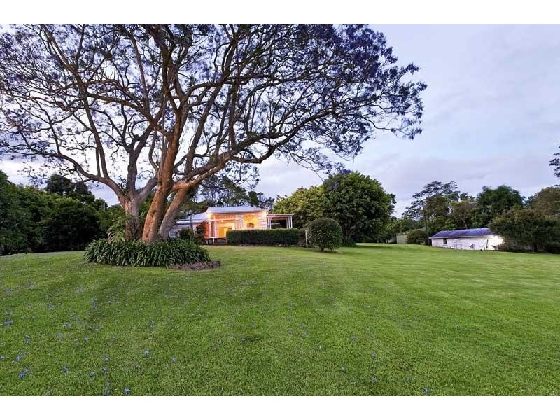 447 Mountain View Road, Maleny QLD 4552