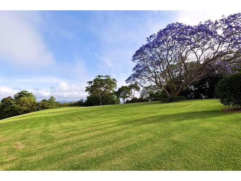 447 Mountain View Road, Maleny QLD 4552