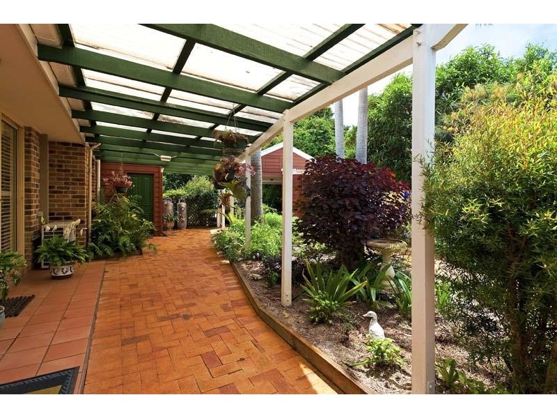 8 Ensbey Road, Flaxton QLD 4560