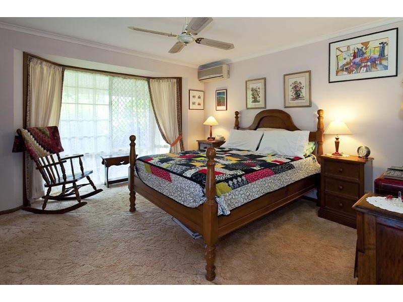 8 Ensbey Road, Flaxton QLD 4560