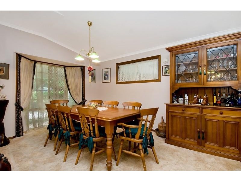 8 Ensbey Road, Flaxton QLD 4560