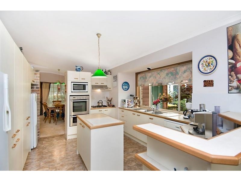 8 Ensbey Road, Flaxton QLD 4560