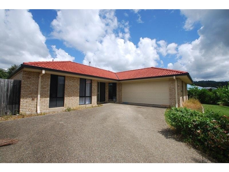 13 Robertson Drive, Nambour QLD 4560