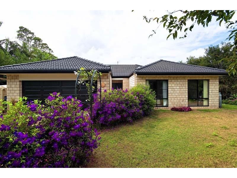 9 Dixon Avenue, Maleny QLD 4552