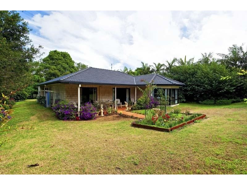9 Dixon Avenue, Maleny QLD 4552