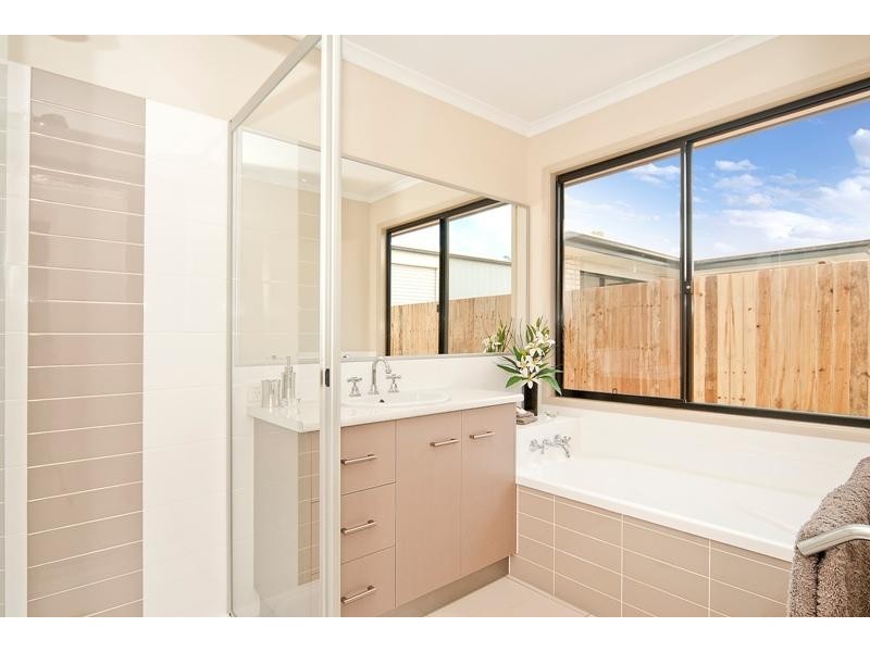 11 Rod Smith Drive, Coes Creek QLD 4560