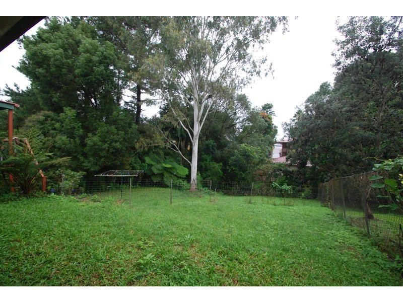 12 Sapphire Drive, Nambour QLD 4560