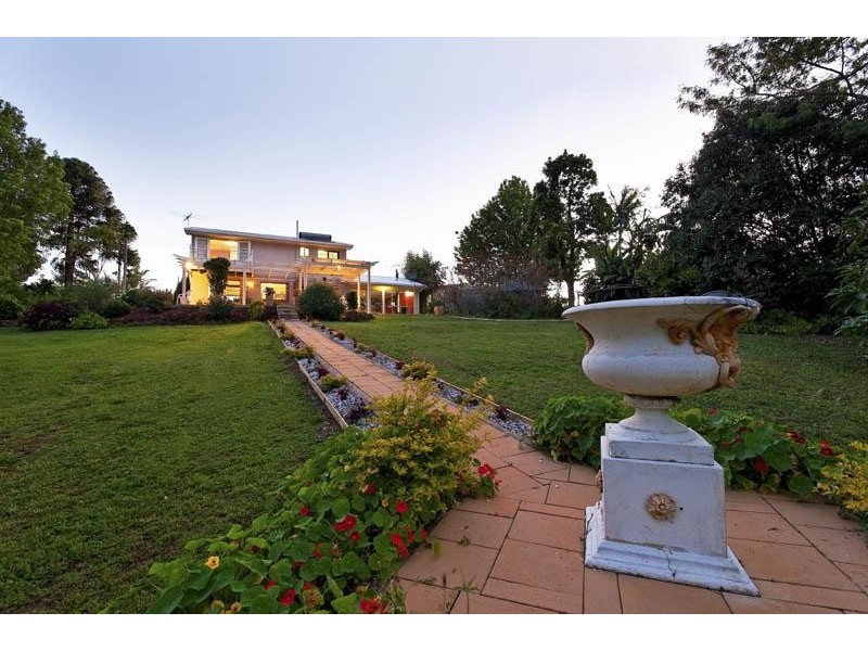 590 Mountain View Road, Maleny QLD 4552