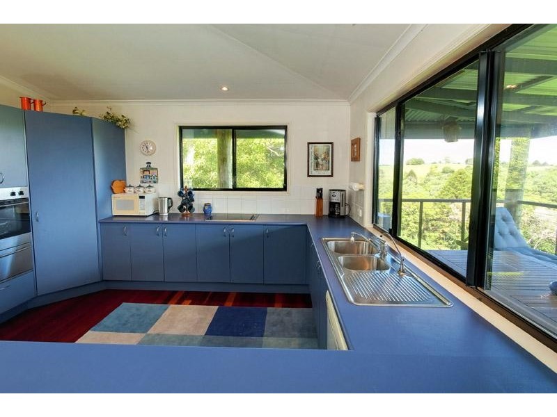 21 Rosella Road, Maleny QLD 4552