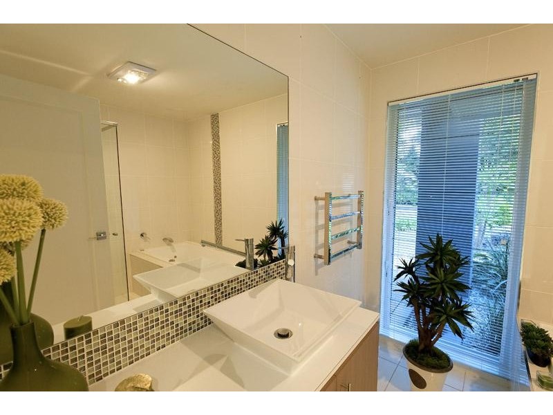 53 Mary Cairncross Avenue, Maleny QLD 4552