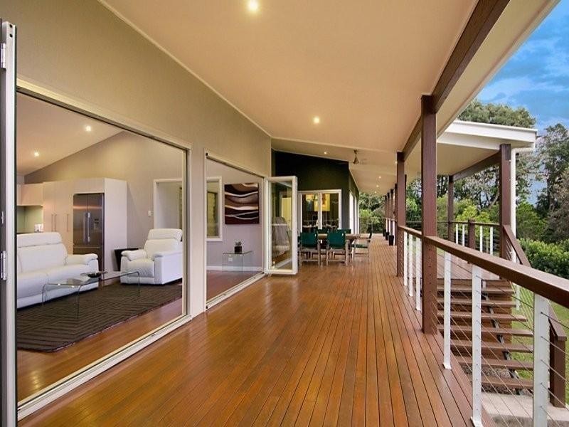 2 Curlew Court, Maleny QLD 4552