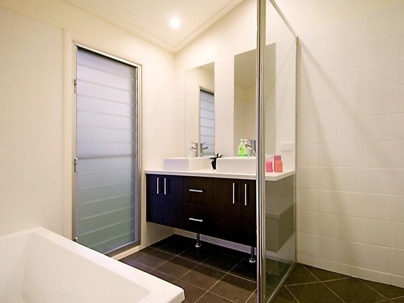 2 Curlew Court, Maleny QLD 4552