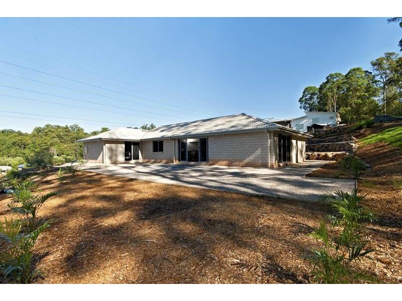 16 Tuckers Creek Drive, Nambour QLD 4560