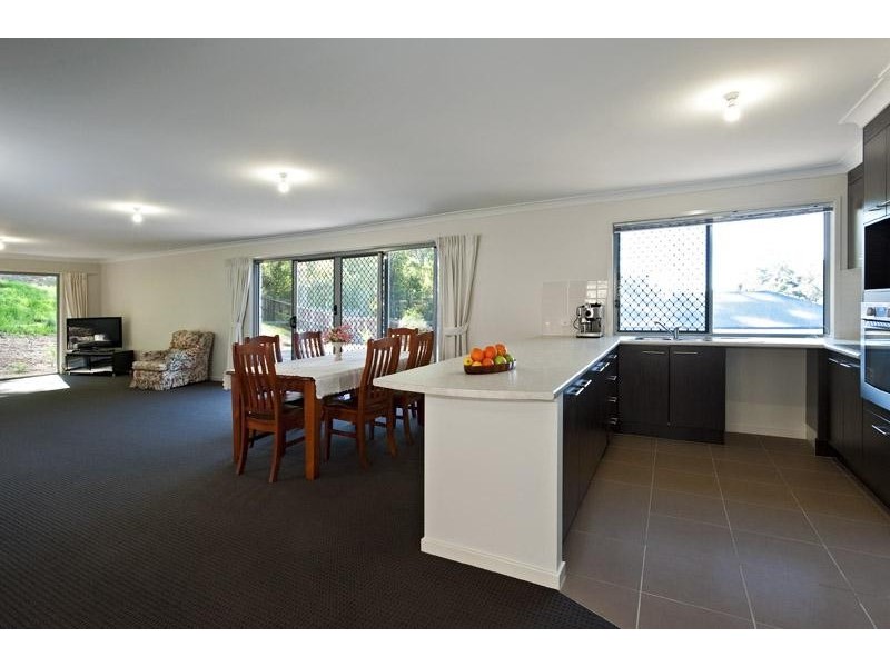 16 Tuckers Creek Drive, Nambour QLD 4560