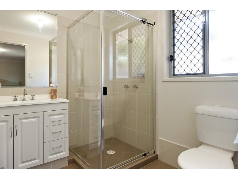 16 Tuckers Creek Drive, Nambour QLD 4560