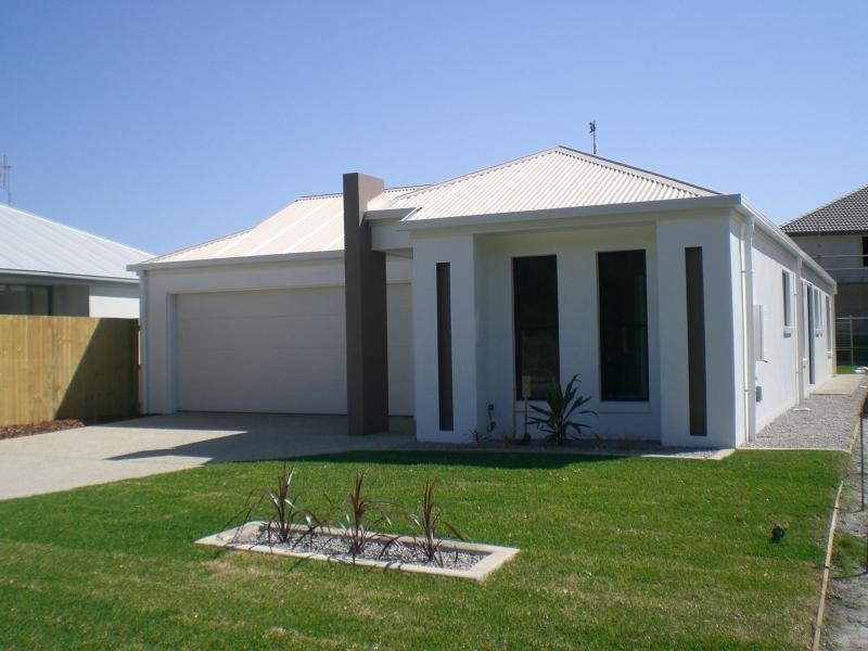 129 Birchgrove Street, Sippy Downs QLD 4556