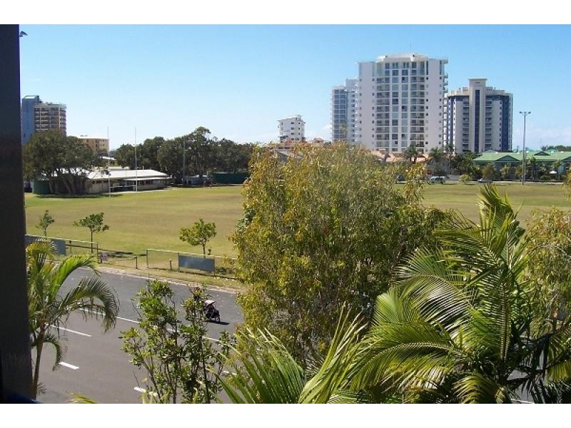 Unit 18, 44 Fourth Avenue, Cotton Tree QLD 4558