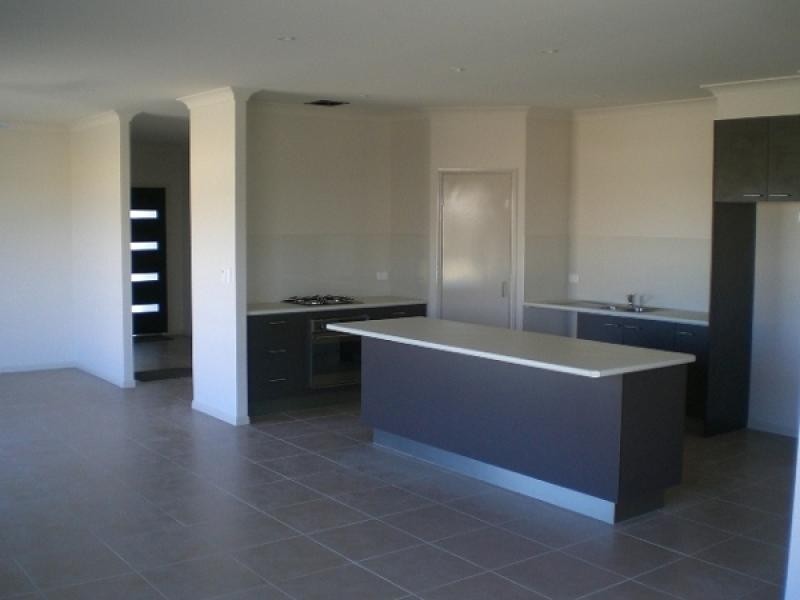 12 Ribbonwood Street, Sippy Downs QLD 4556