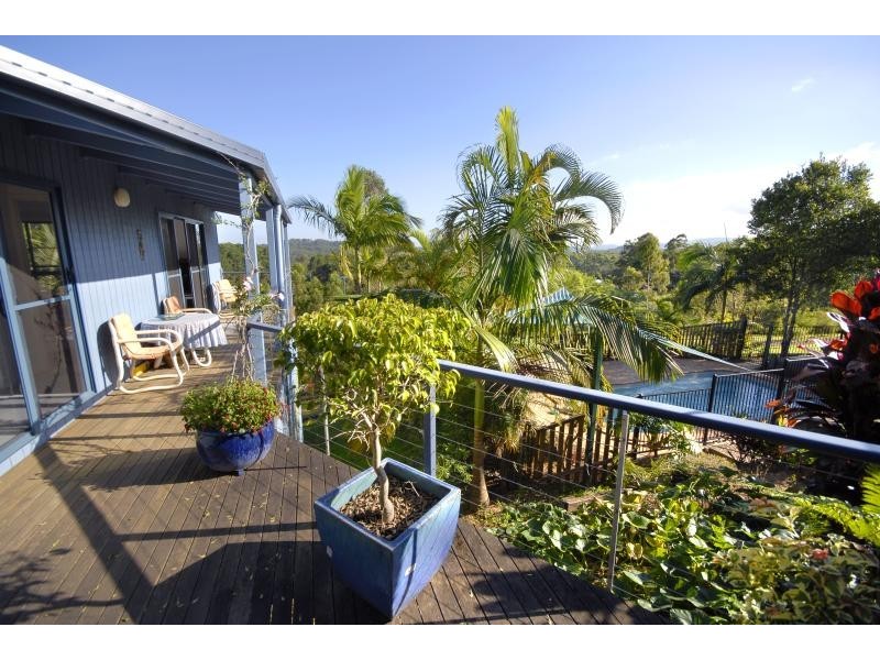 76 WINSTON ROAD, Palmwoods QLD 4555