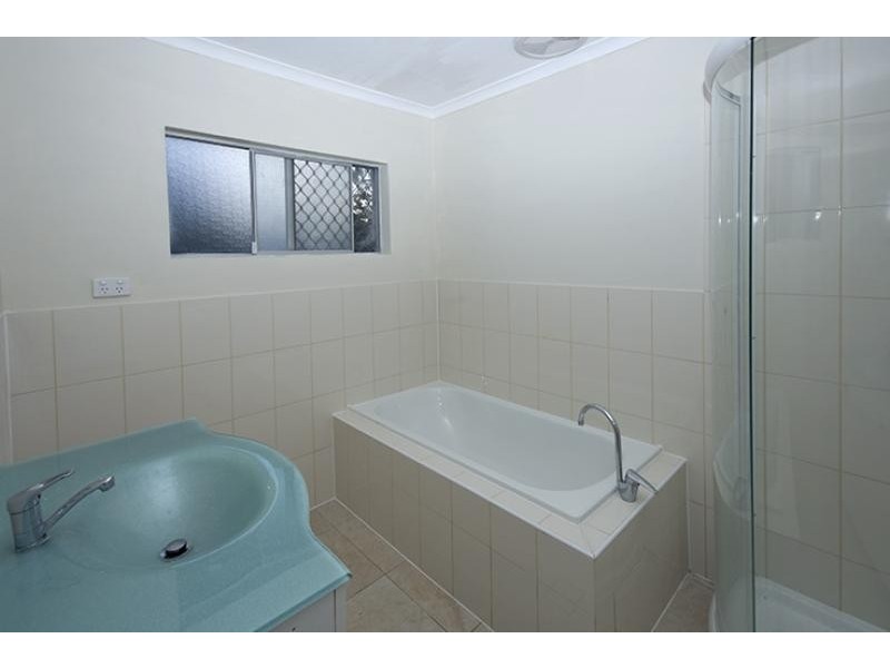 21 Surf Road, Alexandra Headland QLD 4572