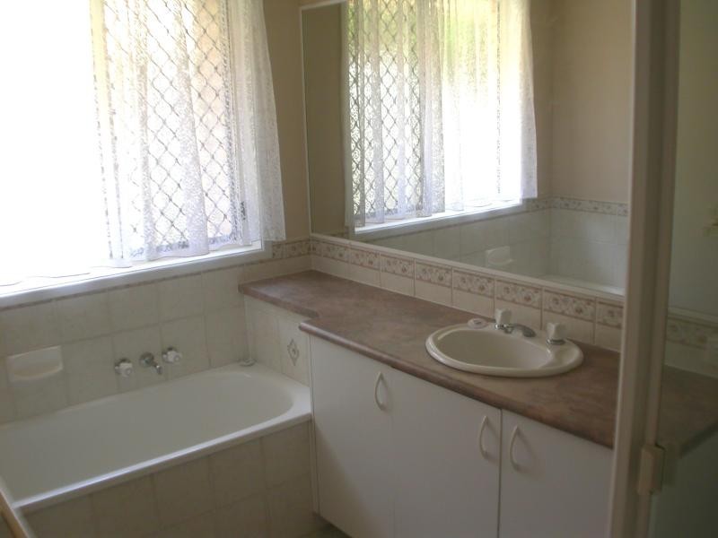 1 WERITA COURT, Sunrise Beach QLD 4567