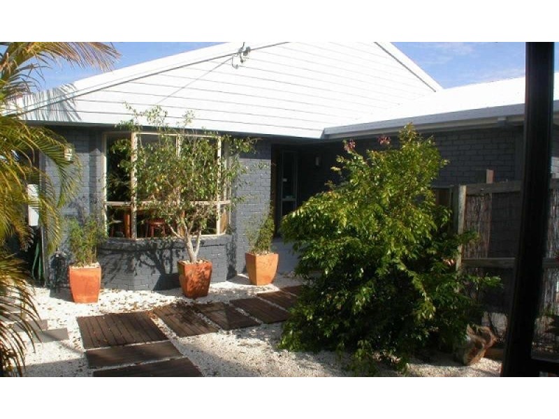 Sunrise Beach QLD 4567