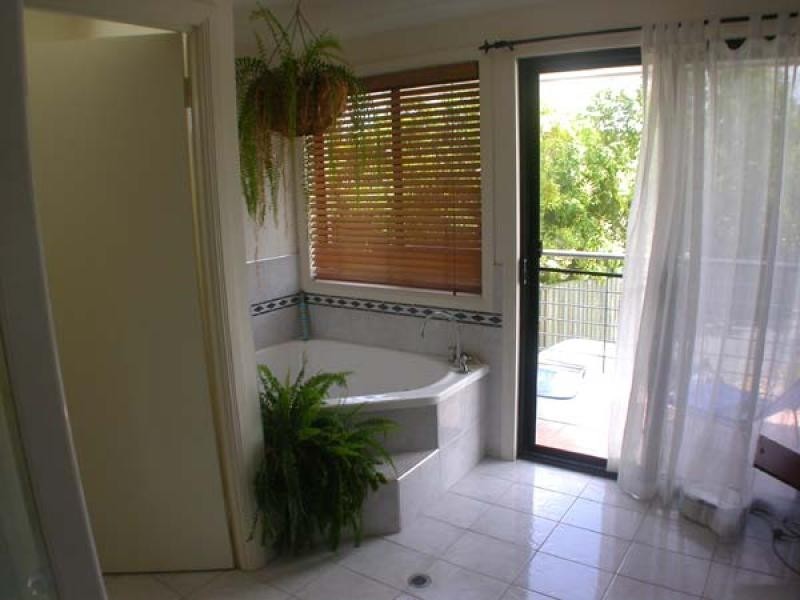 7 Noosa Banks Drive, Tewantin QLD 4565