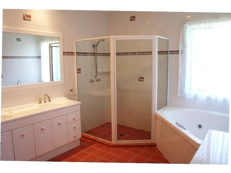 26 Craigslea Court, Cooroibah QLD 4565