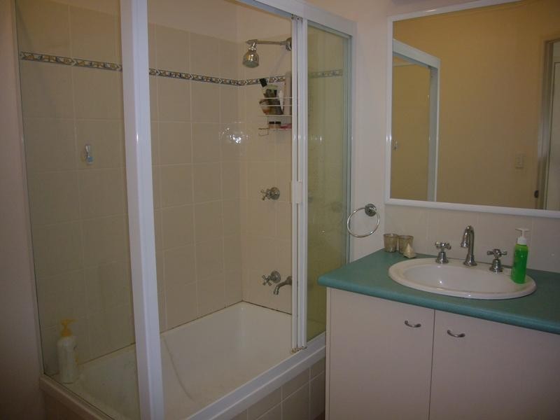 Unit 23/18 Lake Weyba Drive, Noosaville QLD 4566