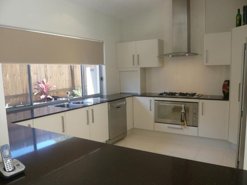 27 Jacksonia Place, Noosaville QLD 4566