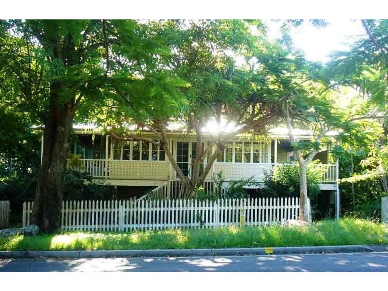 18 Hay Street, Tewantin QLD 4565