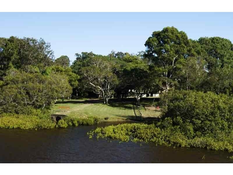 18 Hay Street, Tewantin QLD 4565