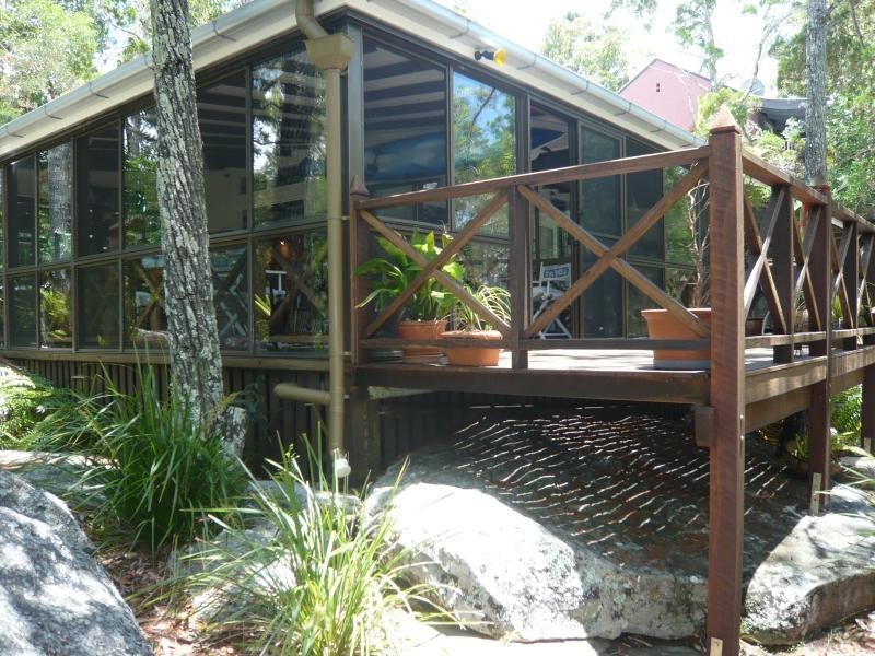 1 Boreen Parade, Boreen Point QLD 4565