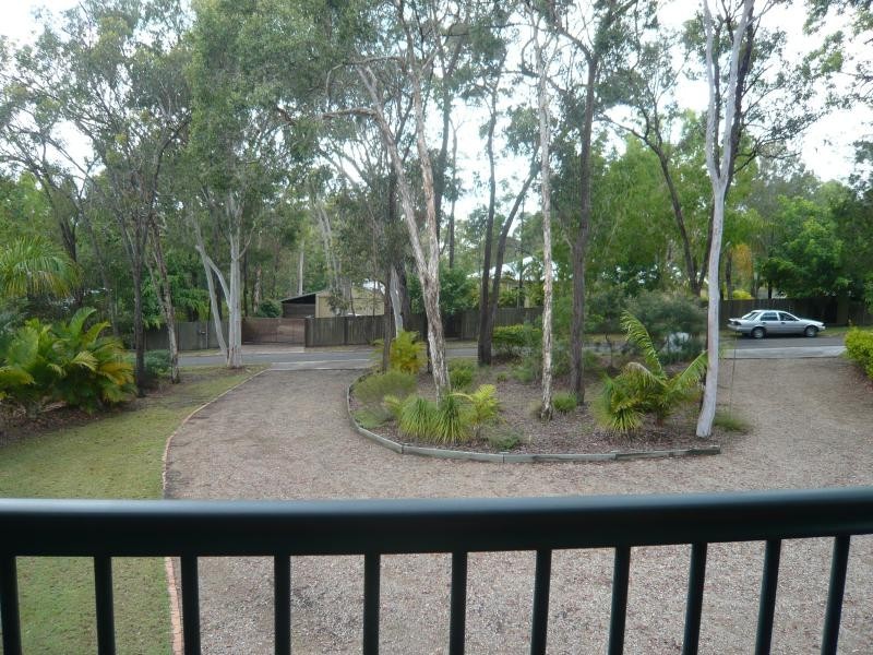 40 Lakeside Drive, Cooroibah QLD 4565