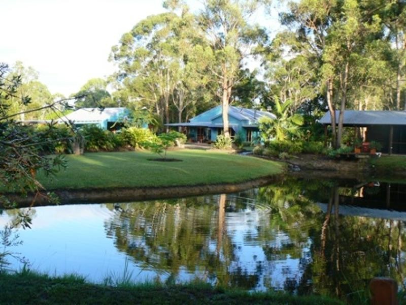 16 Green Gate Street, Cooroibah QLD 4565