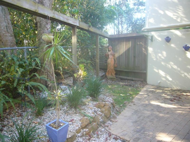 Unit 2/57 Poinciana Ave, Tewantin QLD 4565