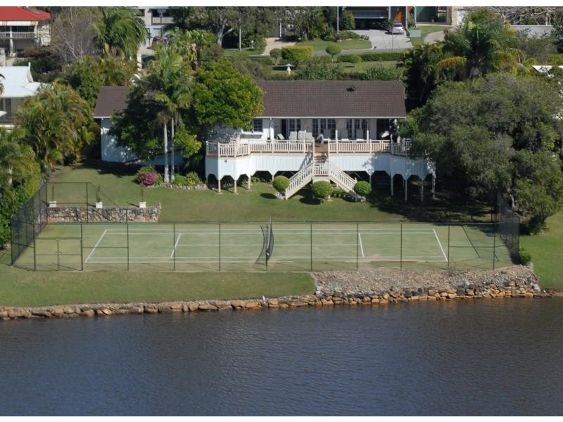 21 Ward Street, Tewantin QLD 4565