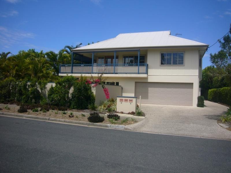 Unit 1/3 Nola Street, Noosaville QLD 4566