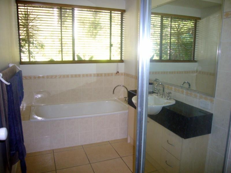 272 Ringtail Creek Road, Cooroibah QLD 4565