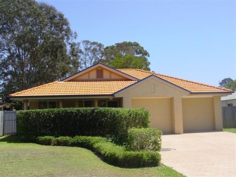 8 Stormbird Drive, Noosa Heads QLD 4567