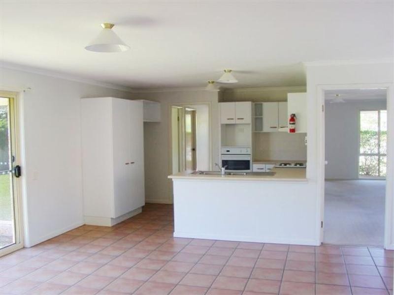 8 Stormbird Drive, Noosa Heads QLD 4567