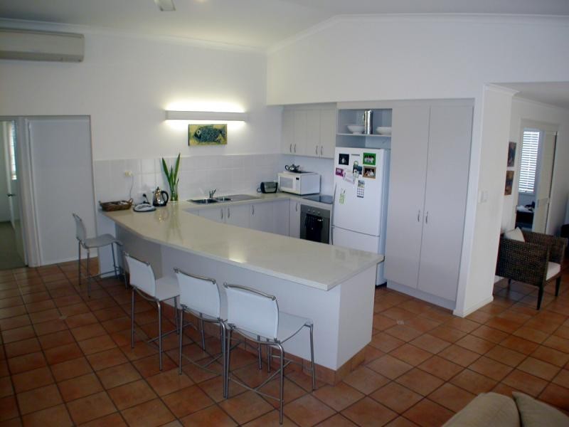 2 Cambridge Court, Tewantin QLD 4565