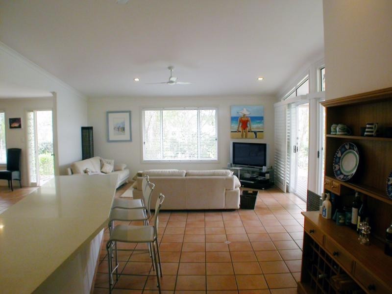 2 Cambridge Court, Tewantin QLD 4565