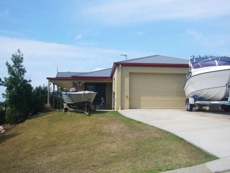 26 Kensington Drive, Cooroy QLD 4563