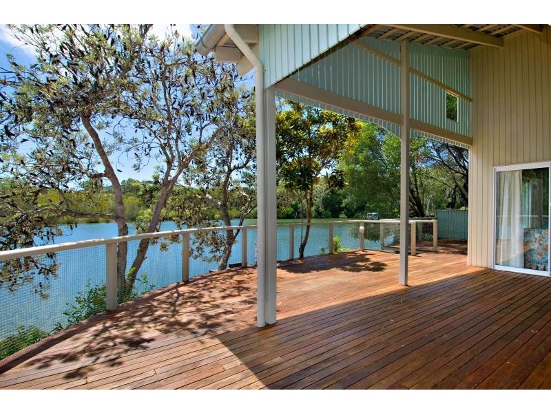 37 Wyuna Drive, Noosaville QLD 4566