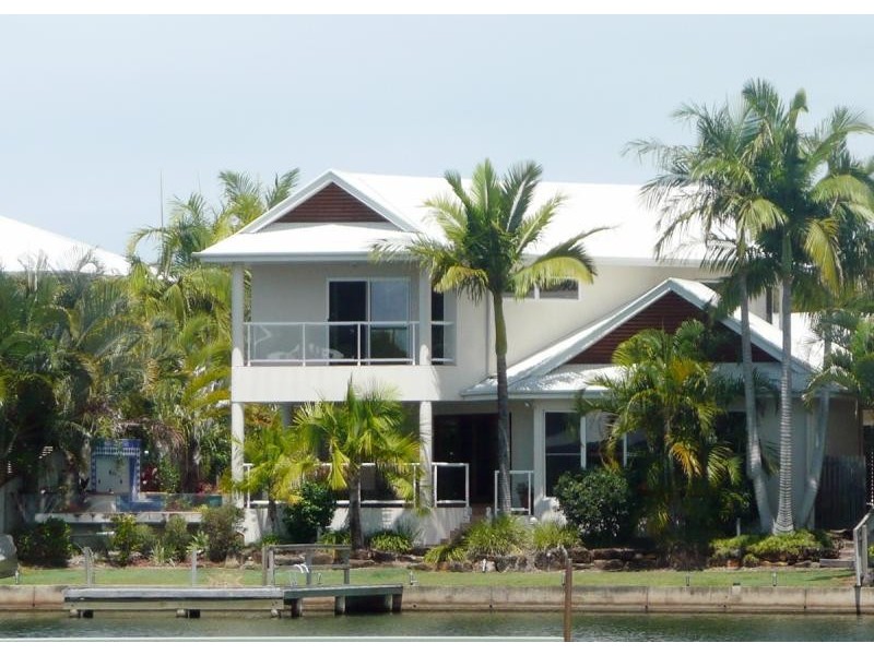 42 Saltwater Avenue, Noosa Waters QLD 4566