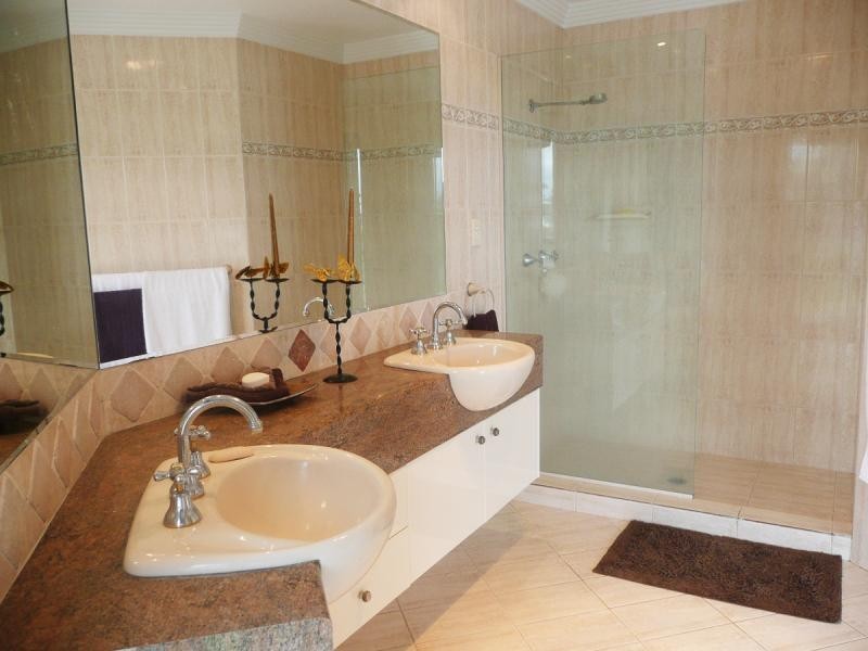 42 Saltwater Avenue, Noosa Waters QLD 4566