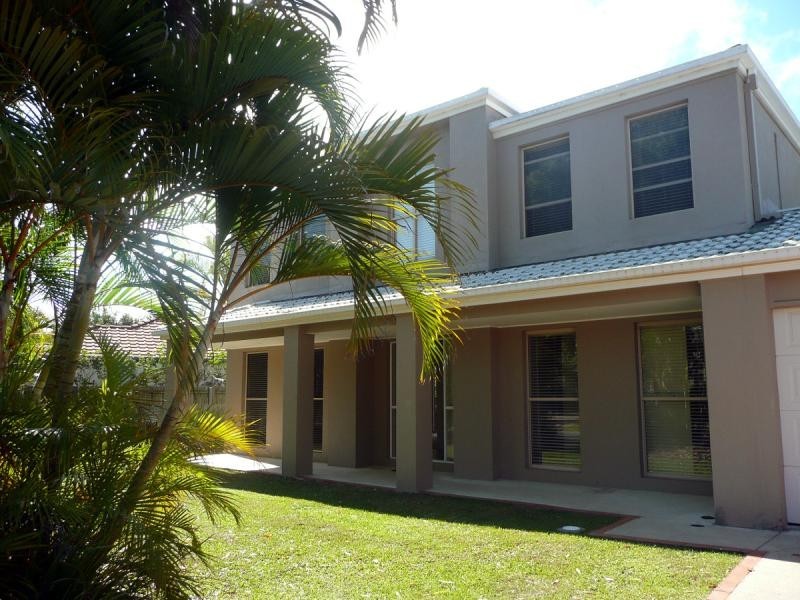 5 Sailfish Court, Noosaville QLD 4566